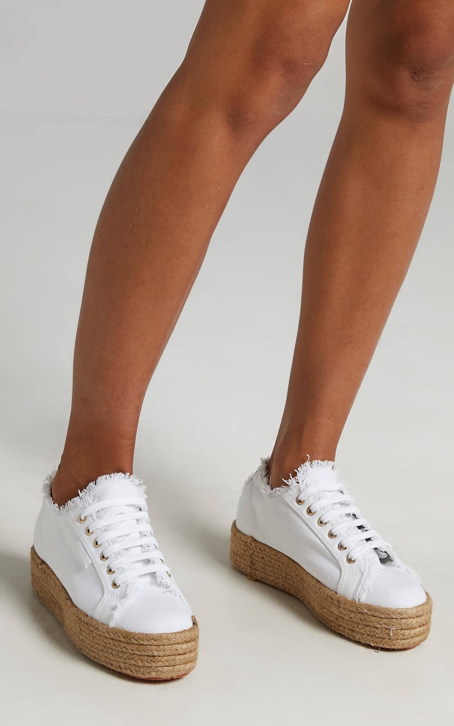 SUPERGA White Sneaker - Size 8